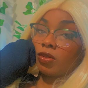 Meet your Posher, Jaclyn